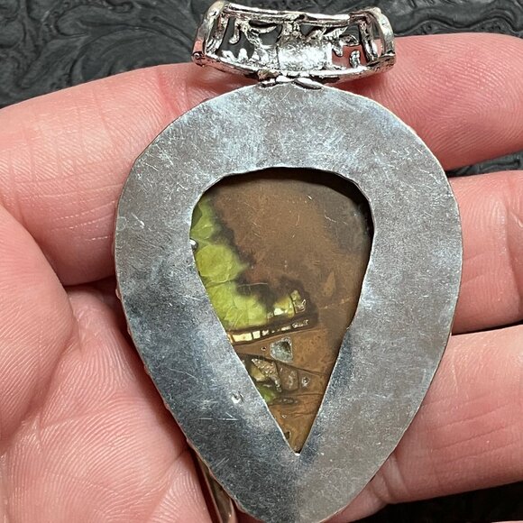 Green Opal Pendant Crystal Stone Jewelry - Picture 5 of 8
